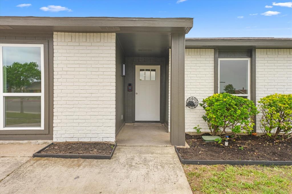 5001 N COLONY Boulevard