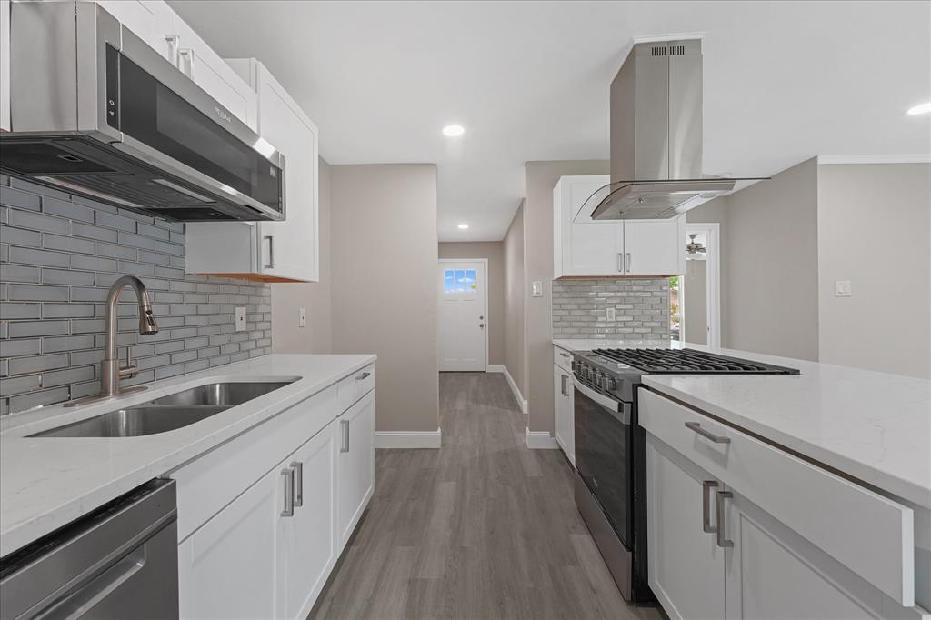 COLONY 15 - Residential