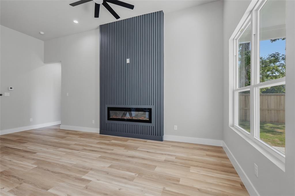 ERVAY TERRACE - Residential