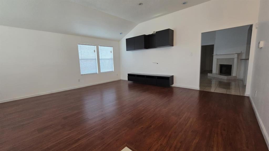 Arlington Meadows Add - Residential Lease