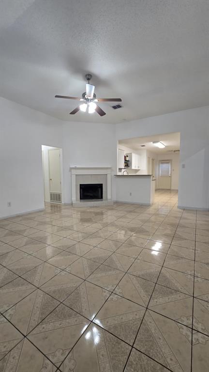 Arlington Meadows Add - Residential Lease