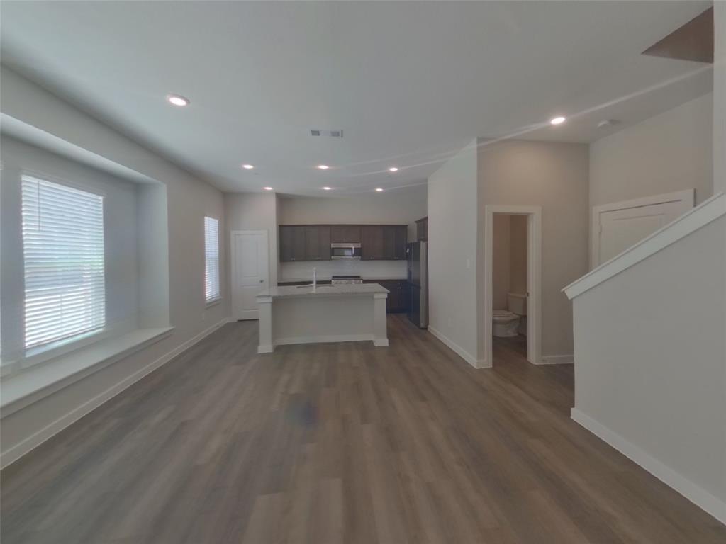1102 Fallgate Drive