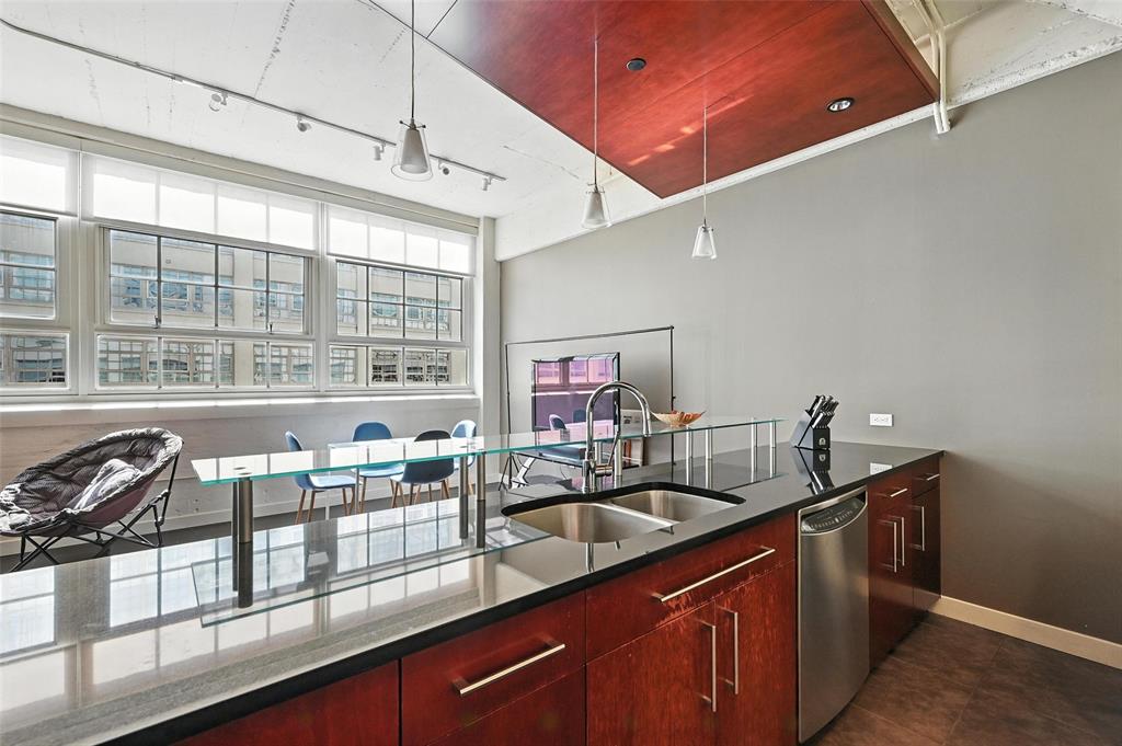 One Montgomery Plaza Residence Condo - Residential Lease