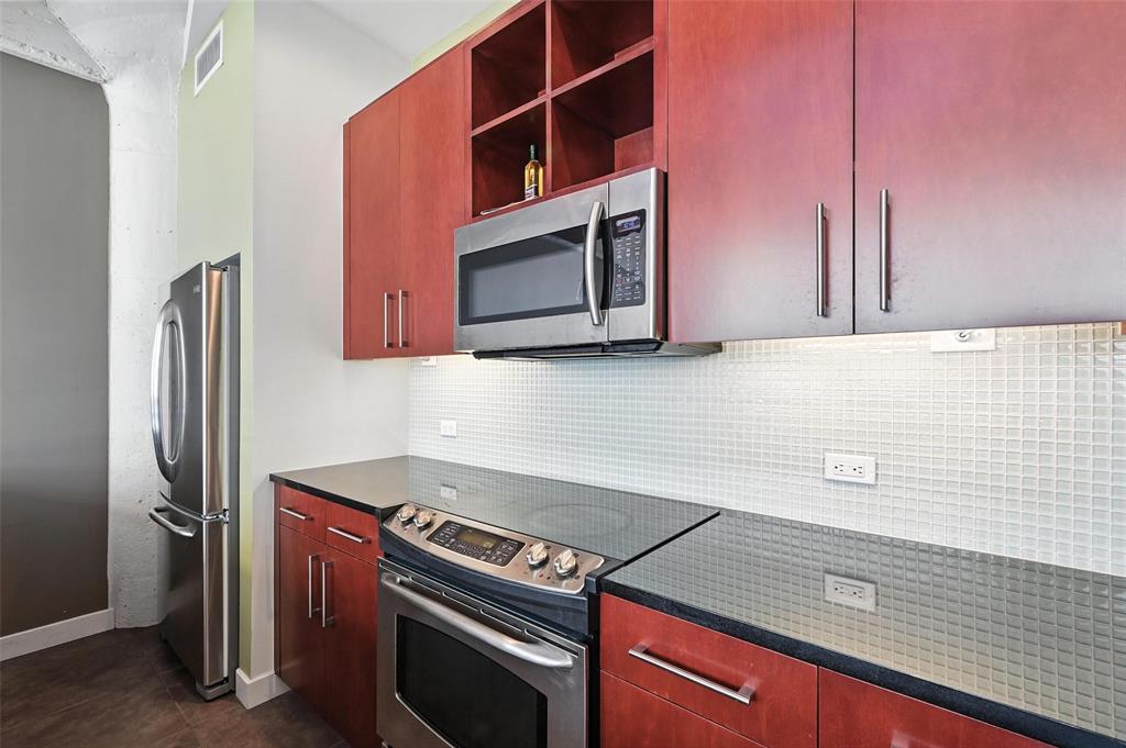 One Montgomery Plaza Residence Condo - Residential Lease