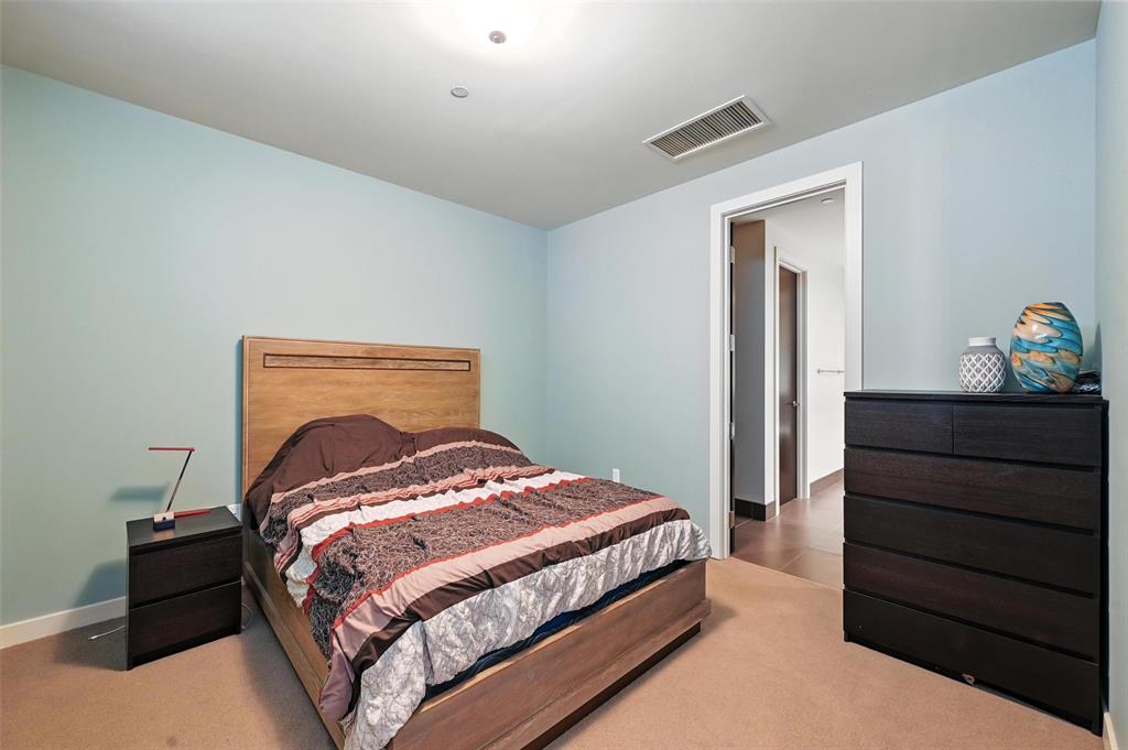 One Montgomery Plaza Residence Condo - Residential Lease