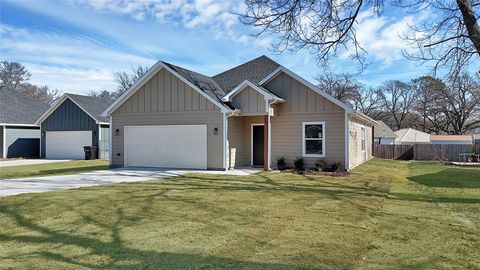 Photo of 175 Harris Harbor Road, East Tawakoni, TX 75472 (MLS # 21171984)