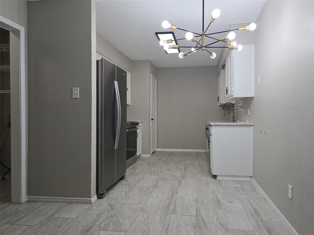 1105 Mapleview Drive