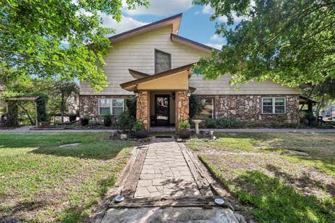 Photo of 111 Vz County Road 4133, Canton, TX 75103 (MLS # 21366278)