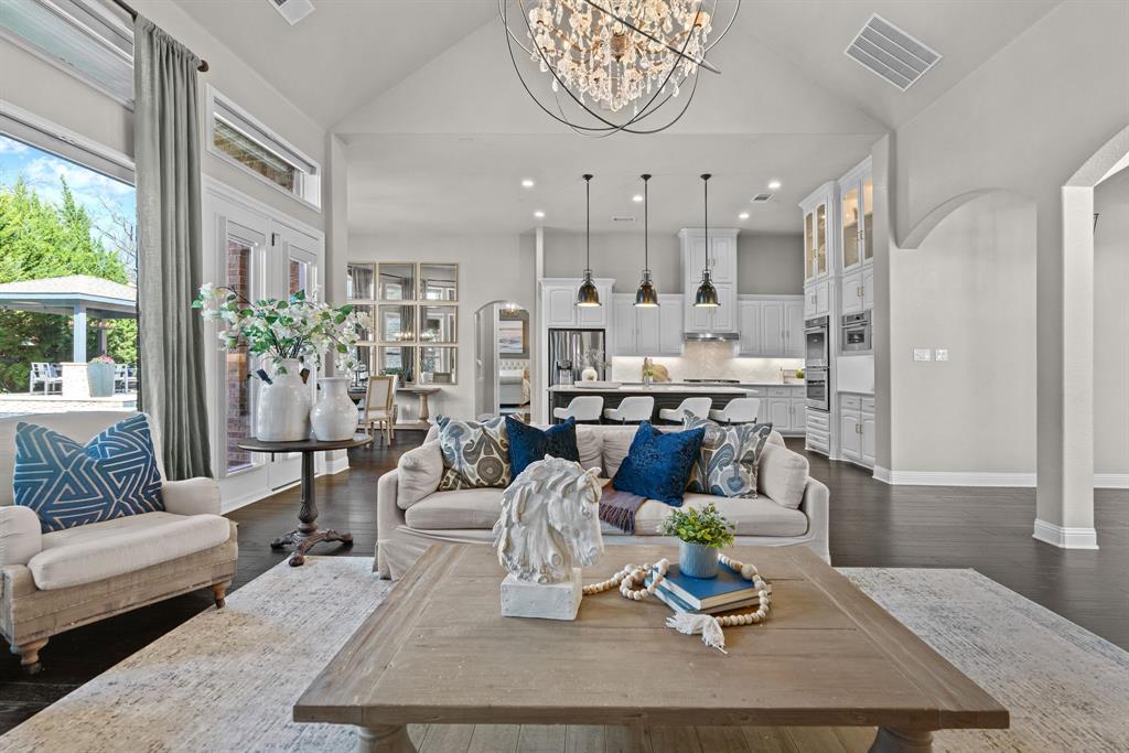 6701 Canyon Oak Court