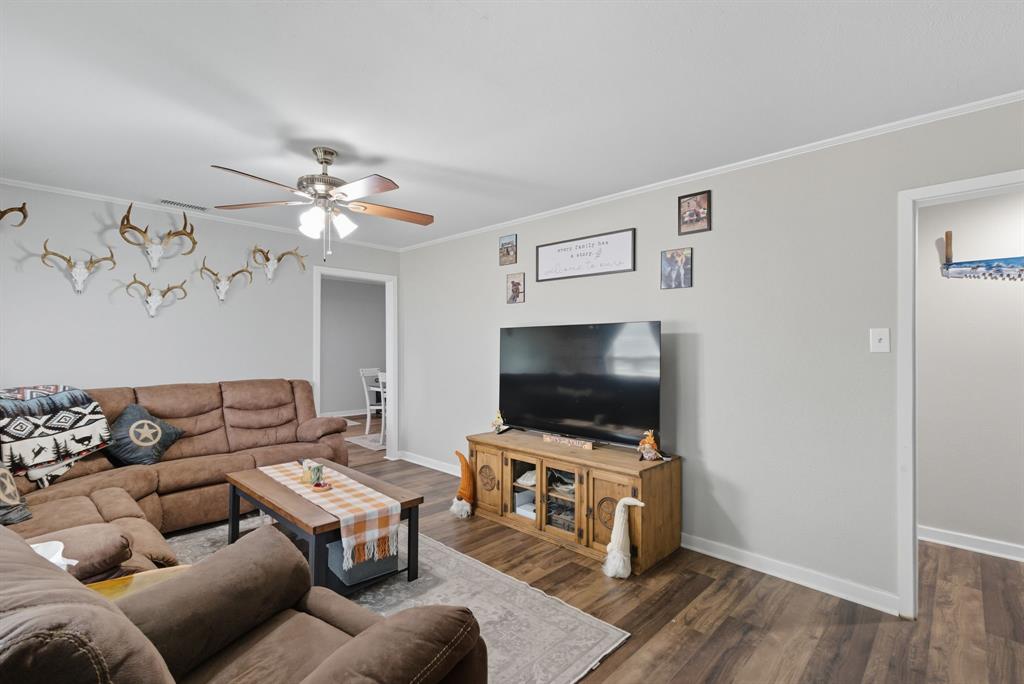 1431 W Lingleville Road