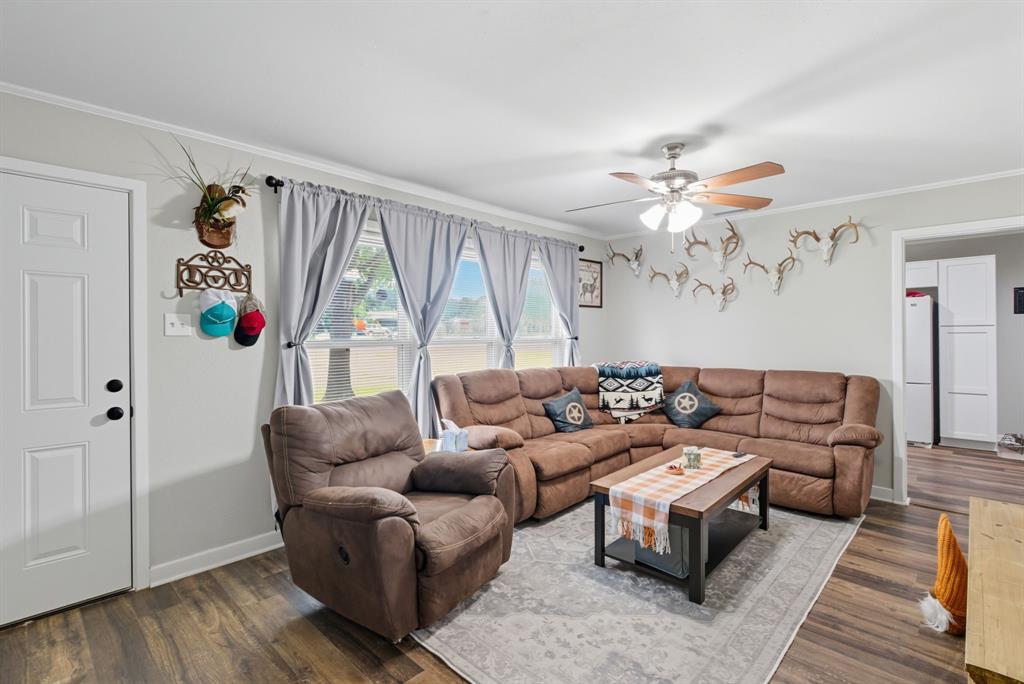 1431 W Lingleville Road