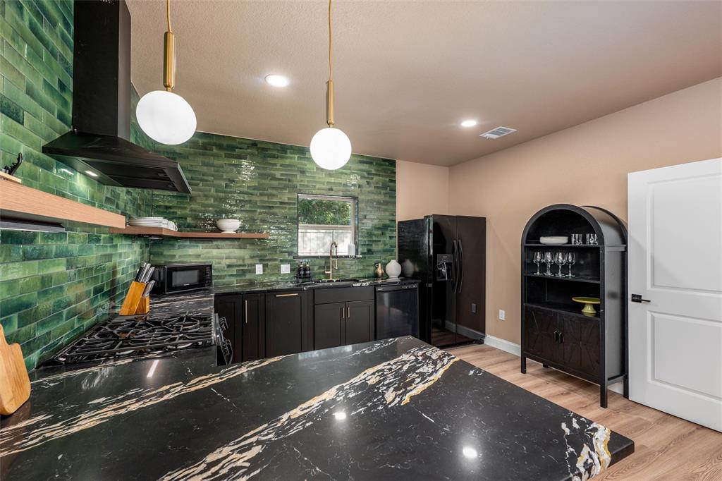 T T Bradley Add - Residential