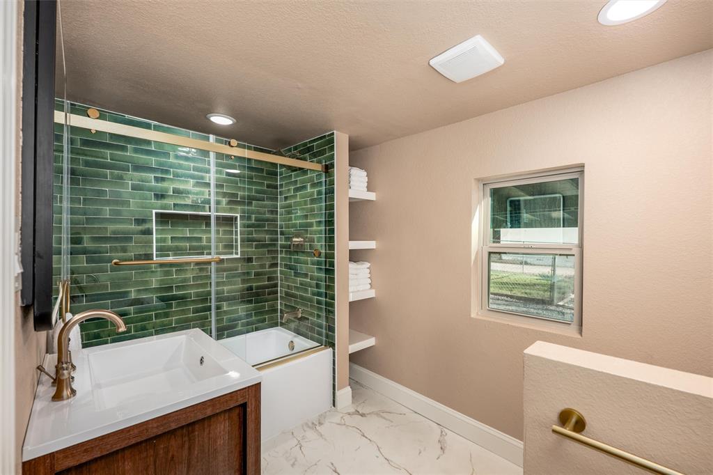 T T Bradley Add - Residential