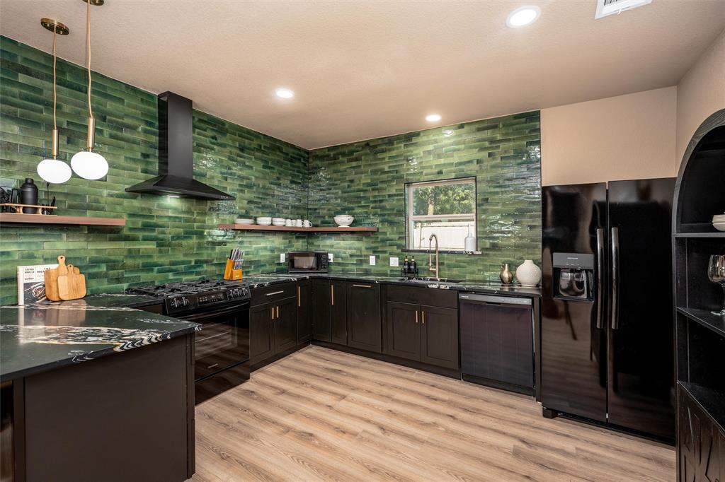 T T Bradley Add - Residential