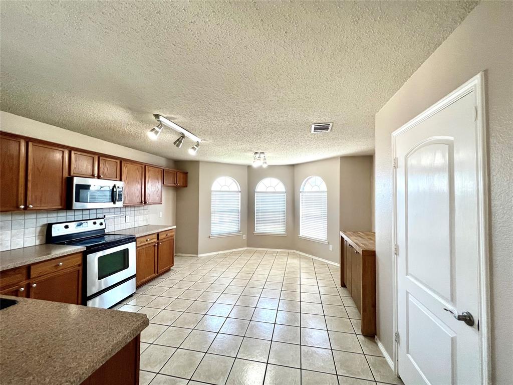 Eagles Nest At Westridge Ph 1-B - Residential Lease