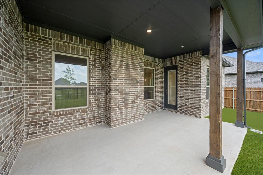 Sheppard's Place - Residential