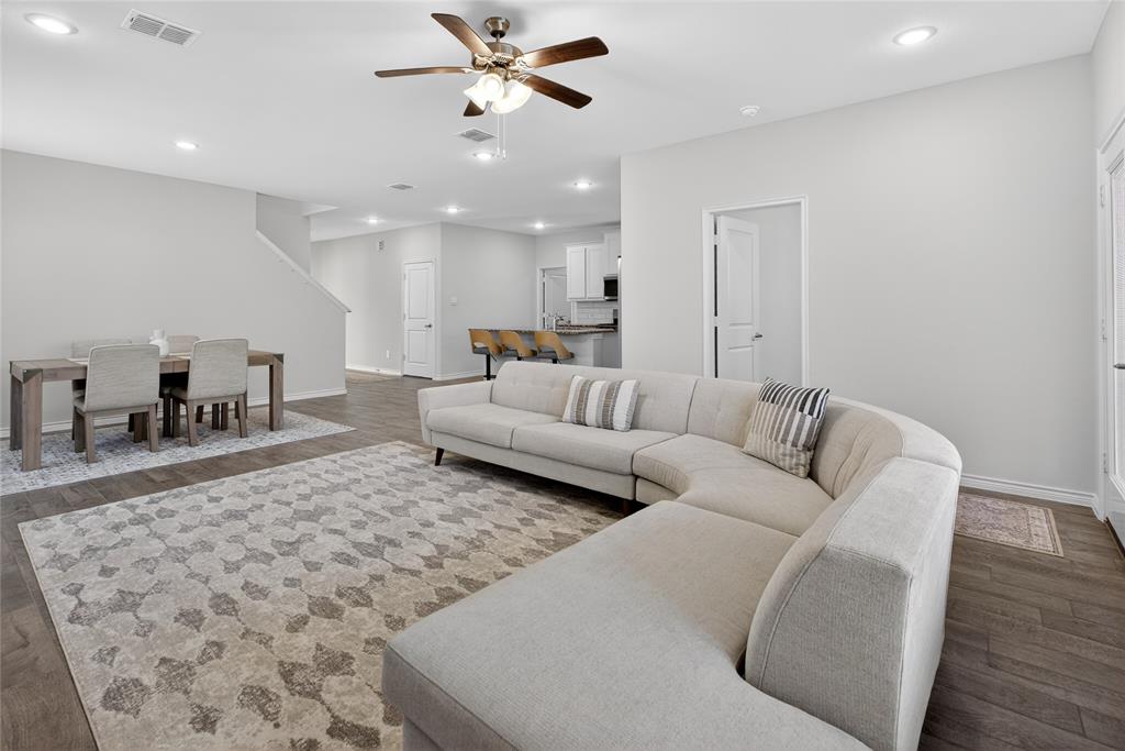 Augusta Square 1 - Residential