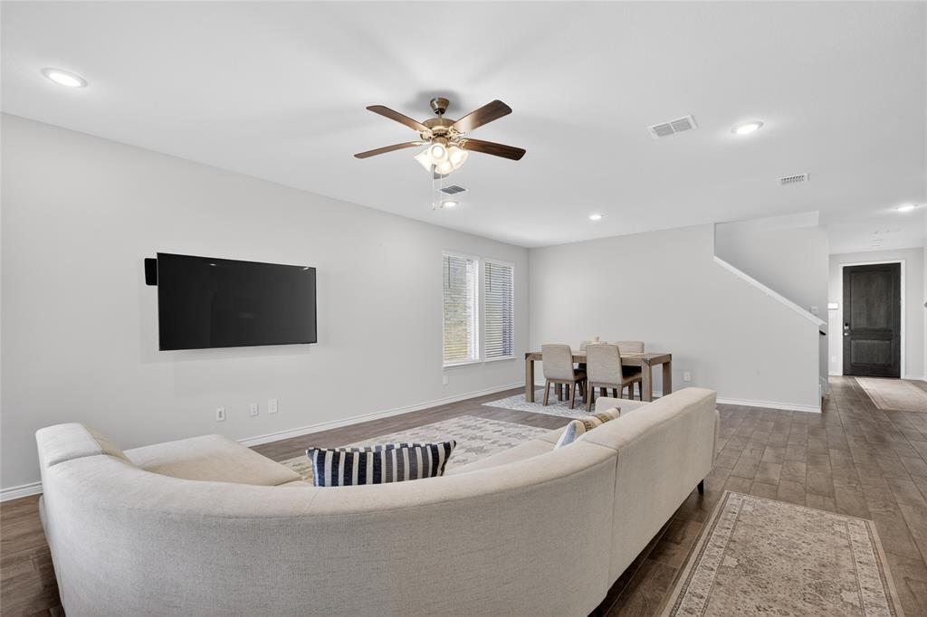 Augusta Square 1 - Residential