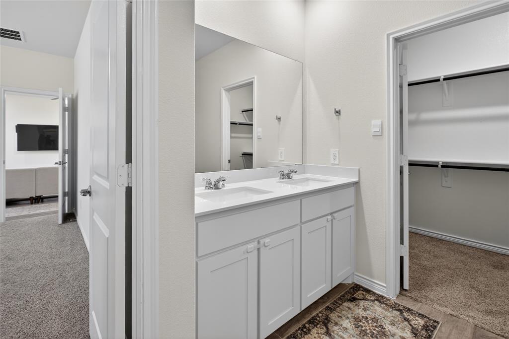 Augusta Square 1 - Residential