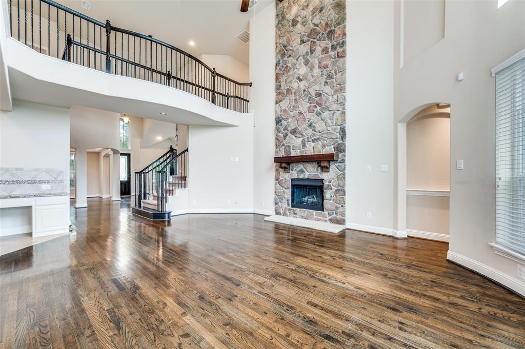 809 Frisco Hills Boulevard