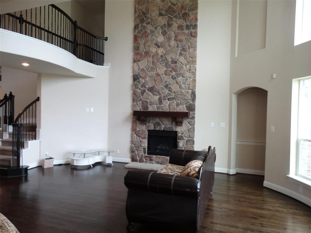 809 Frisco Hills Boulevard