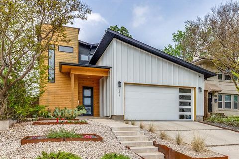 Photo of 6215 Llano Avenue, Dallas, TX 75214 (MLS # 21165551)