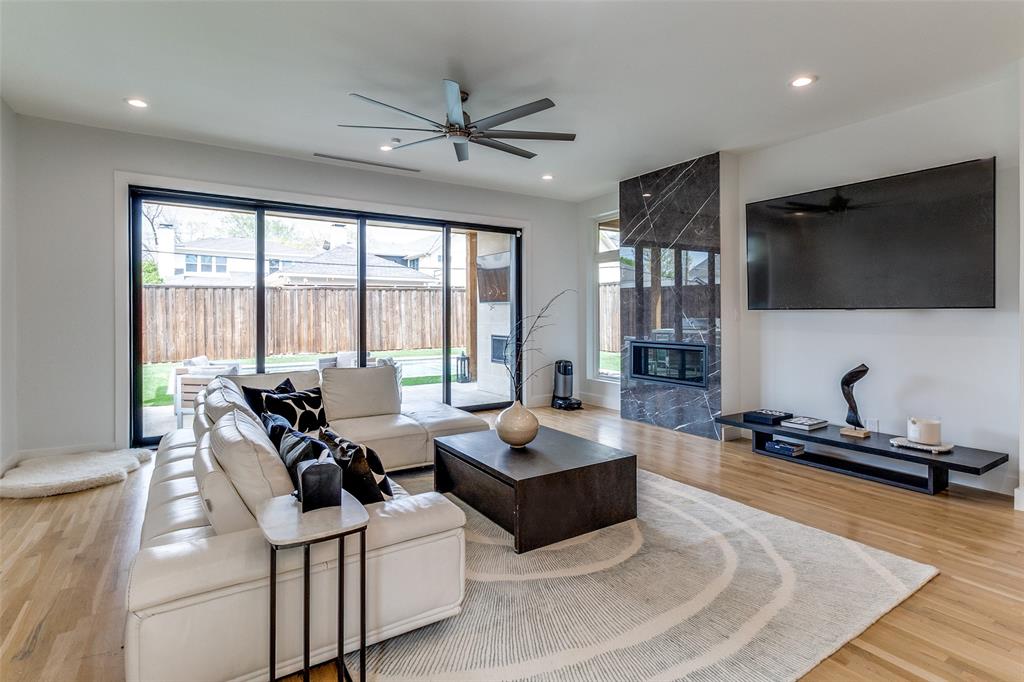 Llano Place - Residential