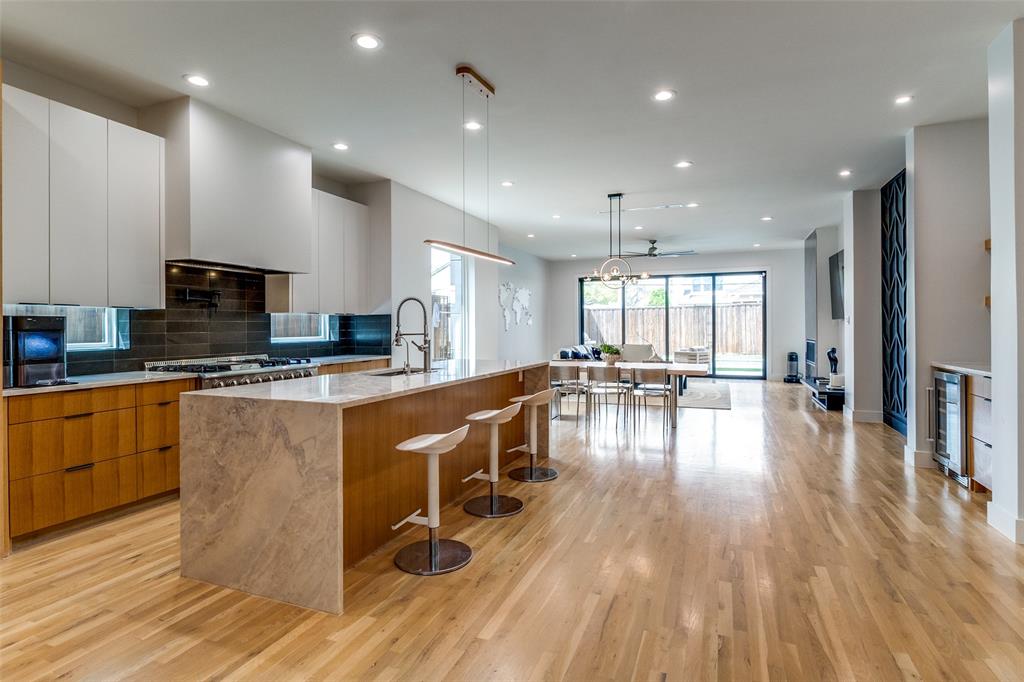 Llano Place - Residential