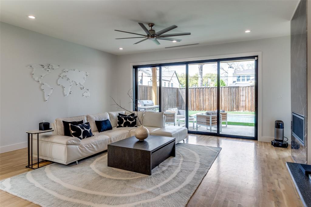 Llano Place - Residential