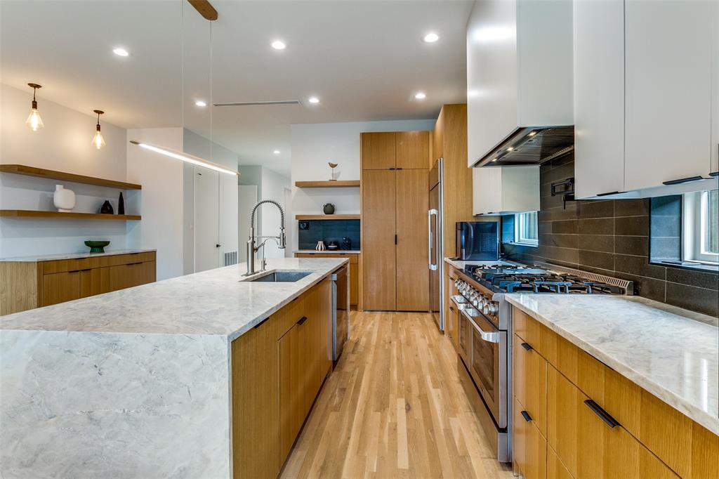 Llano Place - Residential