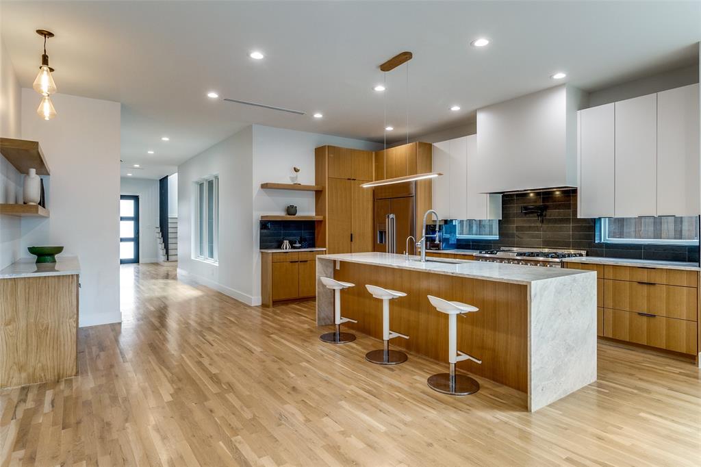 Llano Place - Residential