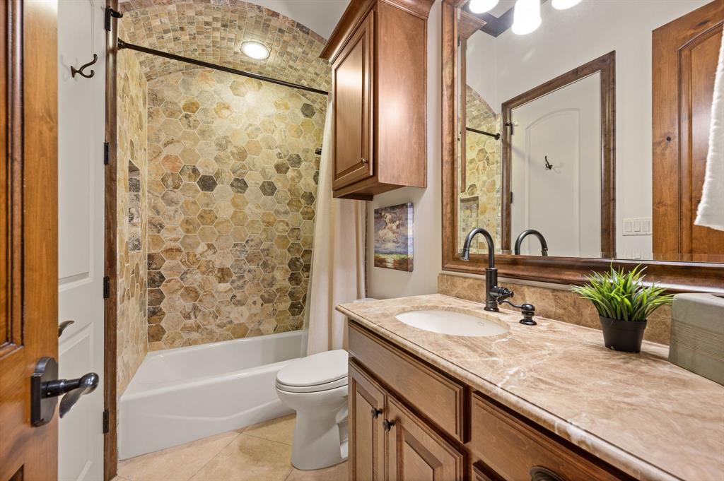 Castleton Manor - Residential