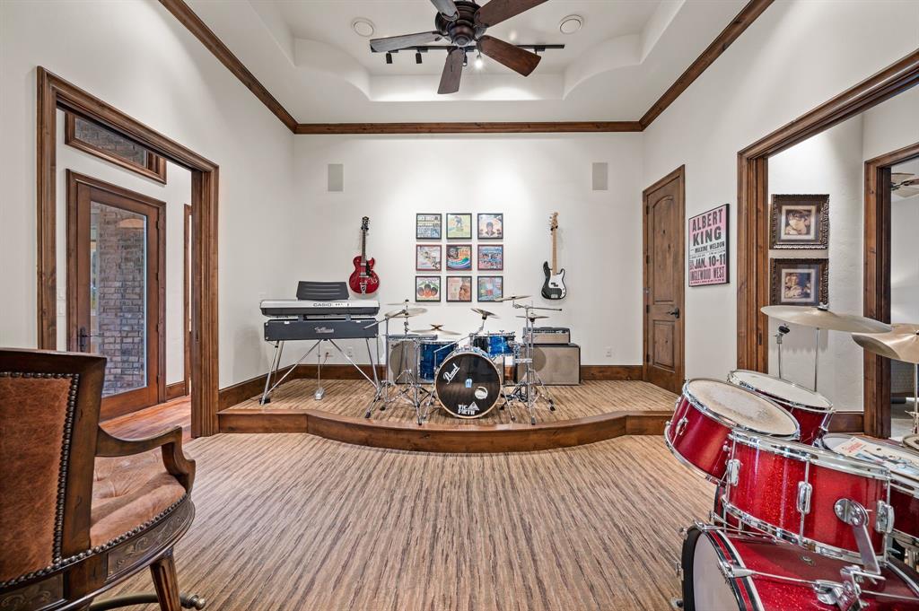 Castleton Manor - Residential