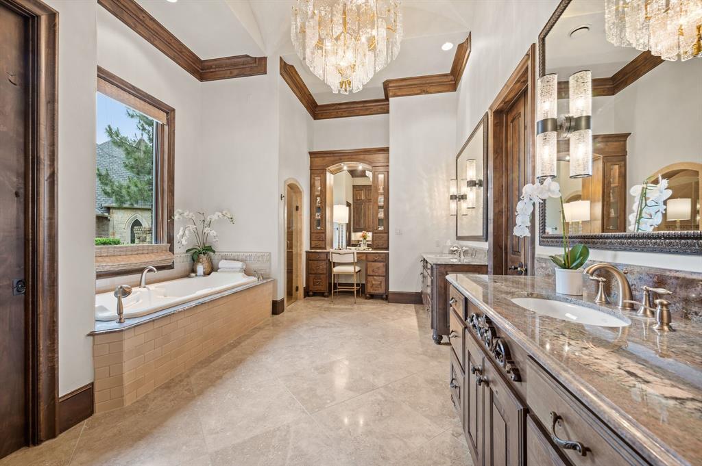 Castleton Manor - Residential