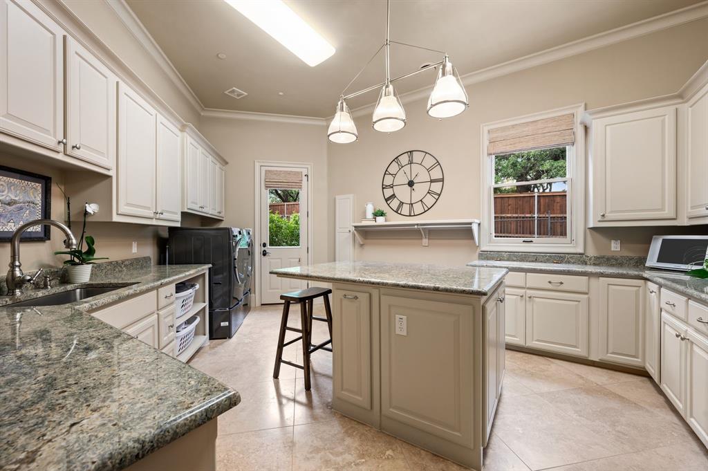 Castleton Manor - Residential