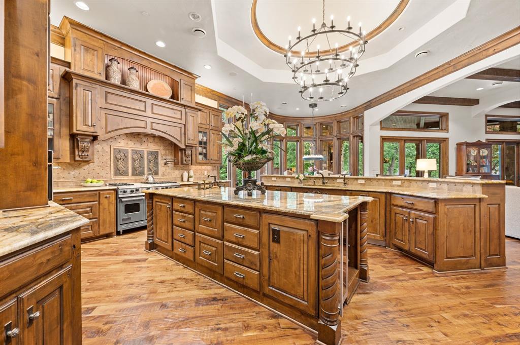 Castleton Manor - Residential