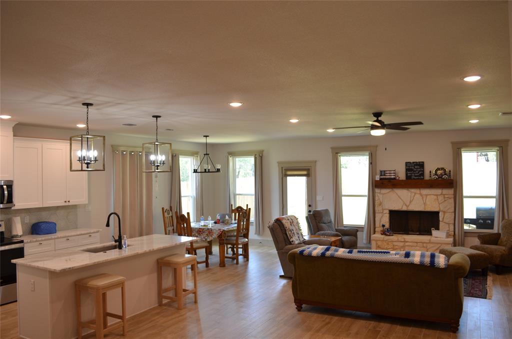 5402 Lamota Court