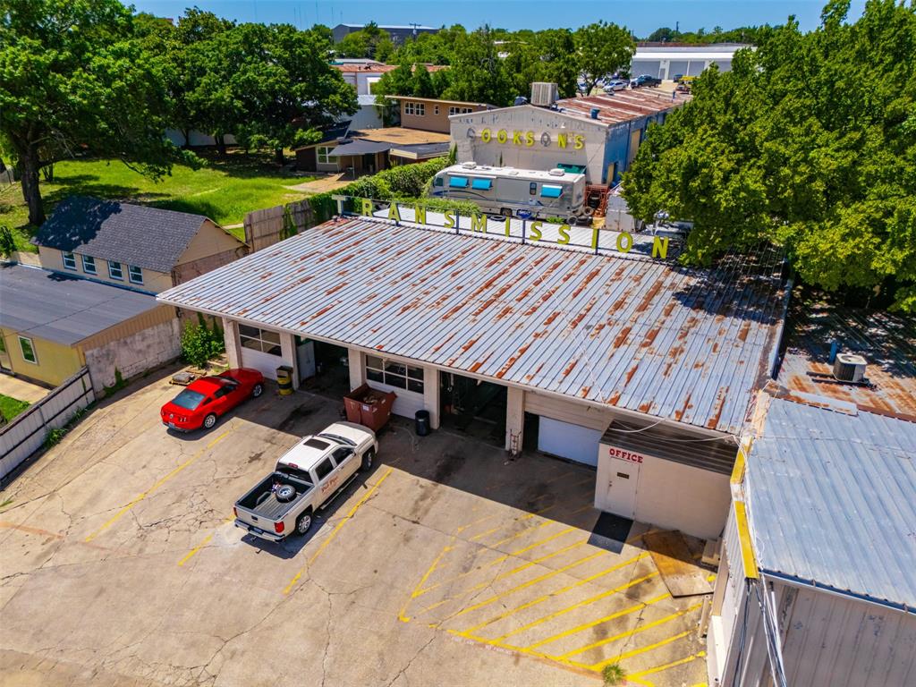 Crestview - Commercial Sale