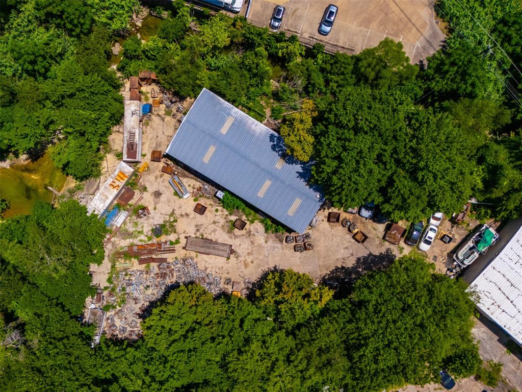 Crestview - Commercial Sale