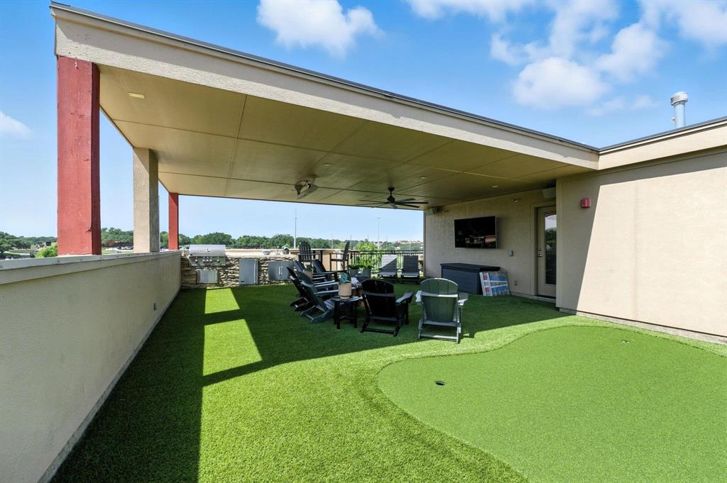 BROWNSTONES OF LAS COLINAS - Residential Lease