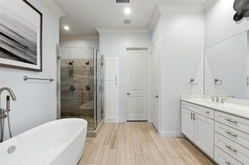 BROWNSTONES OF LAS COLINAS - Residential Lease