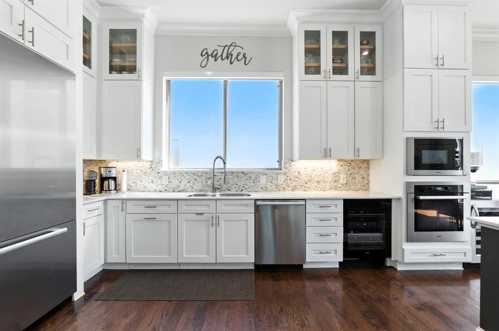 BROWNSTONES OF LAS COLINAS - Residential Lease