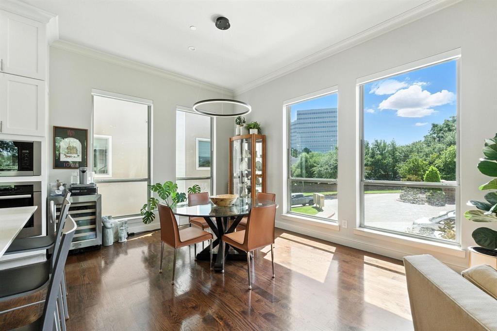 BROWNSTONES OF LAS COLINAS - Residential Lease