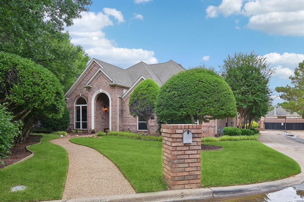 3105 Woodland Heights Circle