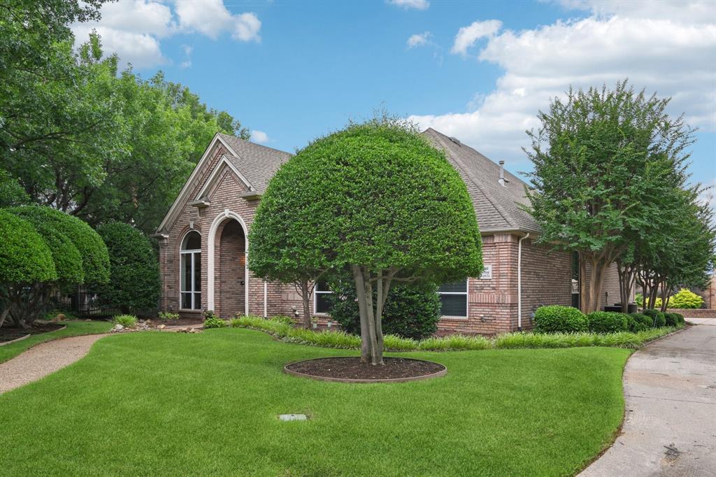 3105 Woodland Heights Circle