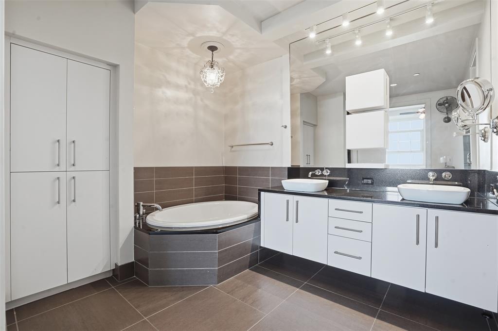 One Montgomery Plaza Residence Condo - Residential