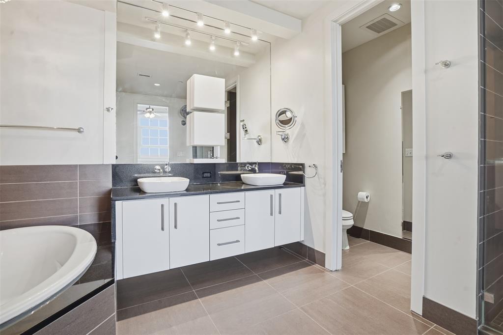 One Montgomery Plaza Residence Condo - Residential