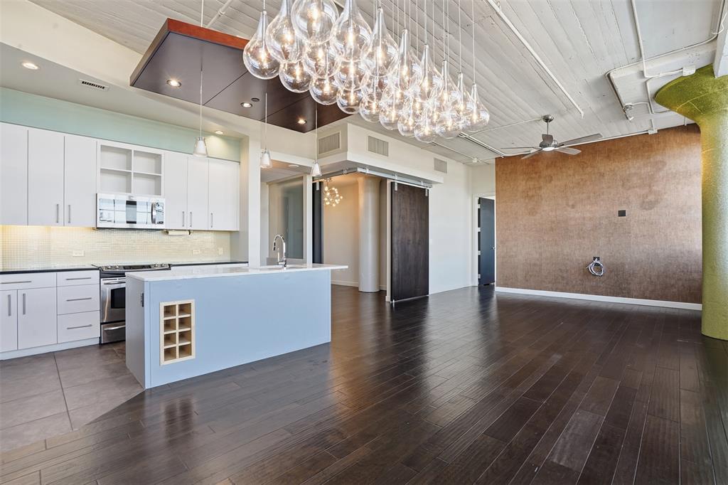 One Montgomery Plaza Residence Condo - Residential