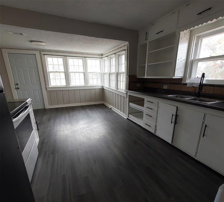 1130 W Shepherd Street