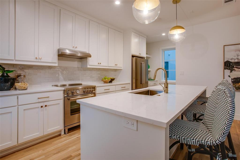 Lakeside - Residential